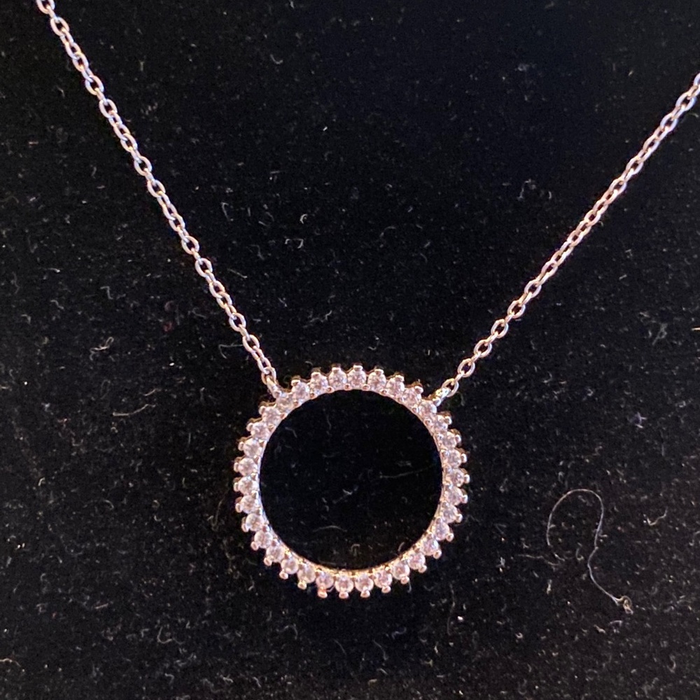Silver and Zircon simplistic necklace